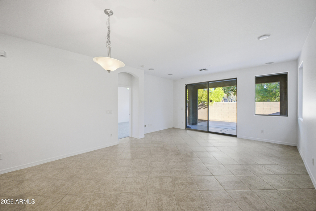 5643 E Alder Avenue - Photo 8