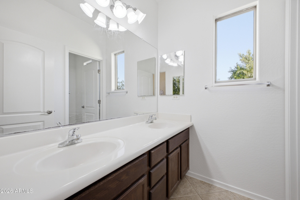 5643 E Alder Avenue - Photo 25