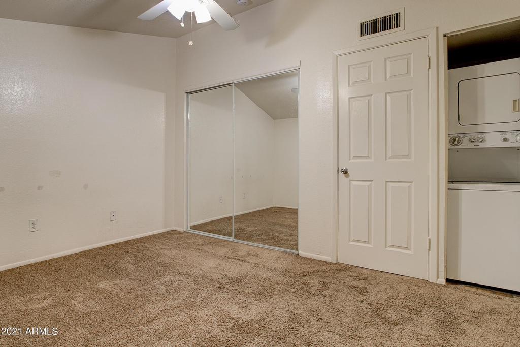 7550 N 12th Street - Photo 18