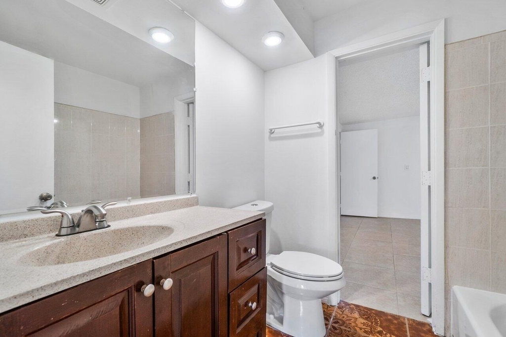 4271 Empress Street - Photo 18