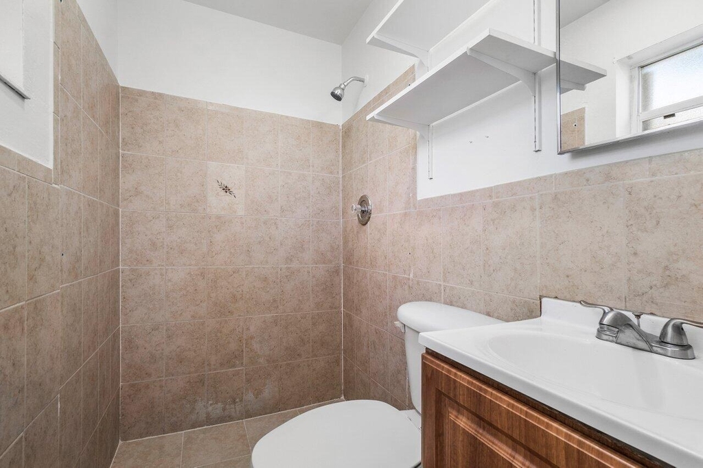 4271 Empress Street - Photo 13