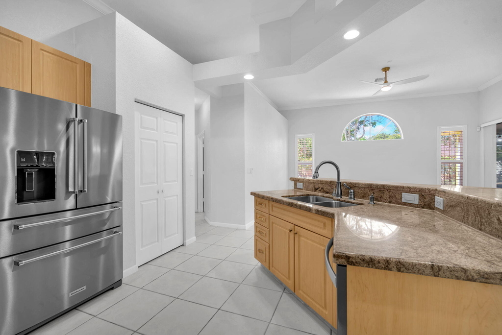 4100 Temple Street - Photo 4