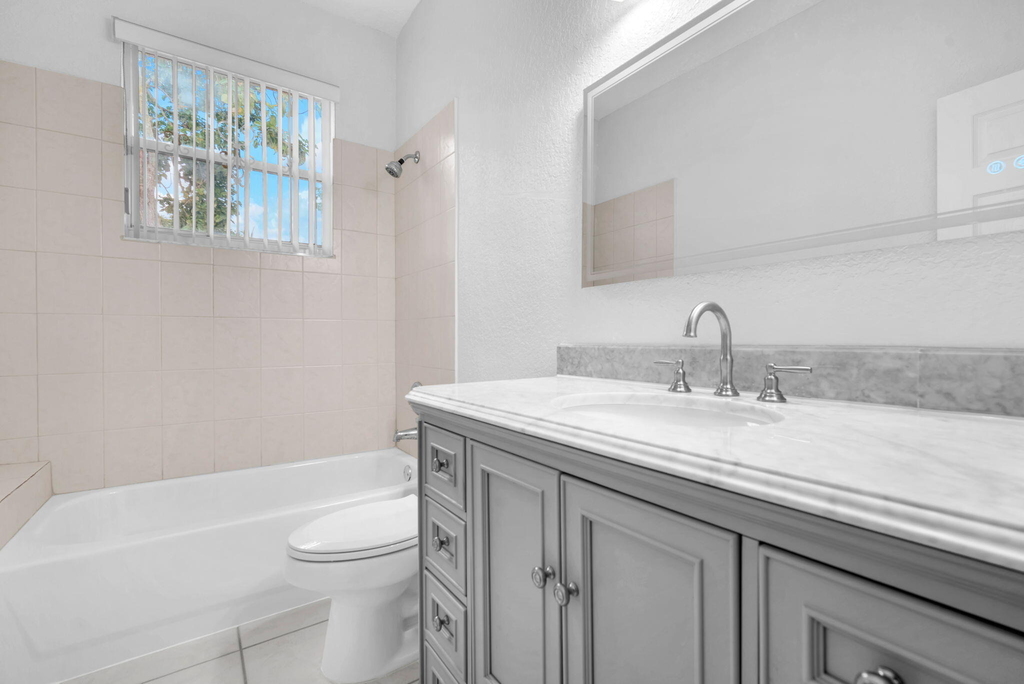 4100 Temple Street - Photo 24