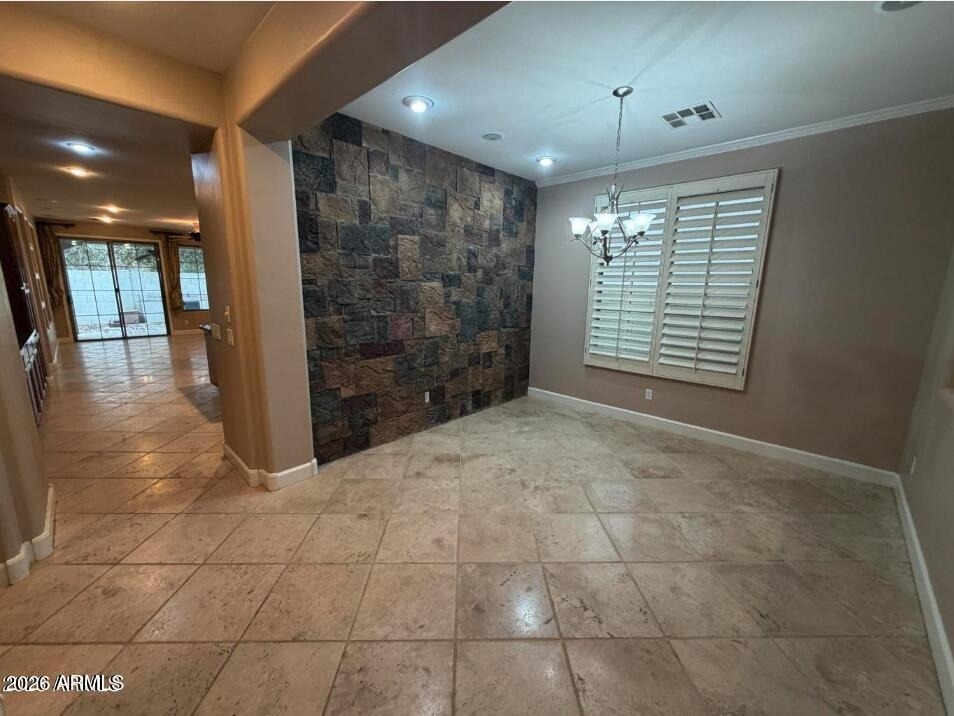 421 W Wisteria Place - Photo 10