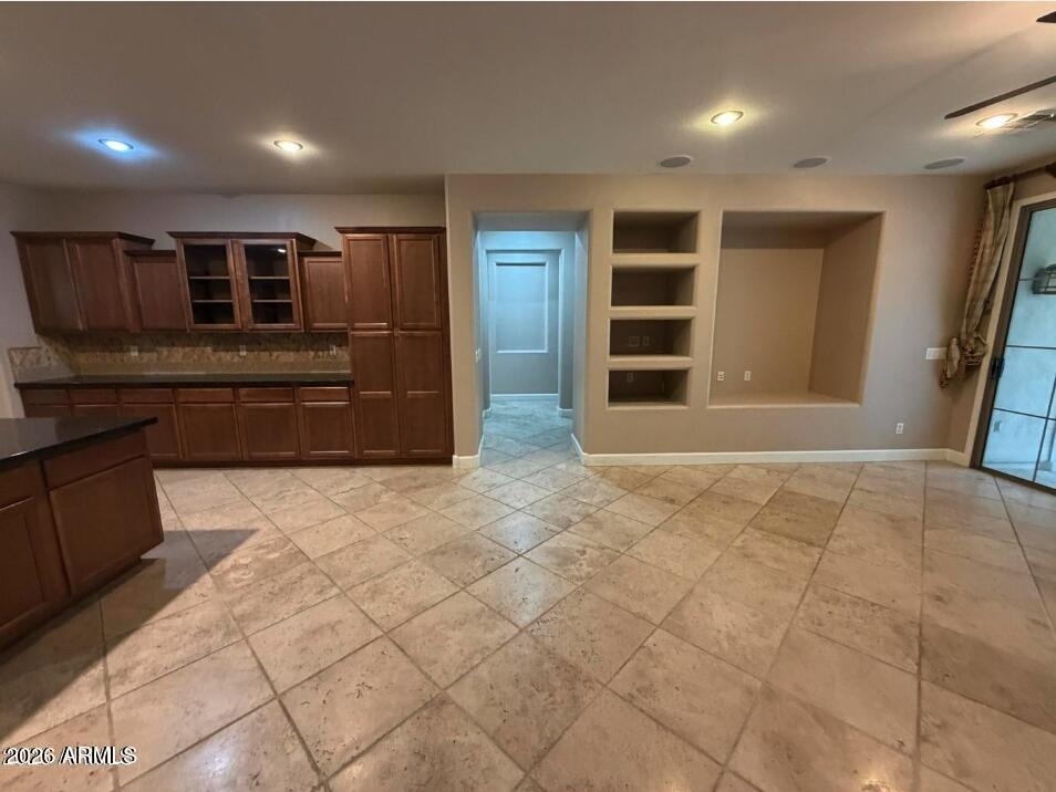 421 W Wisteria Place - Photo 19