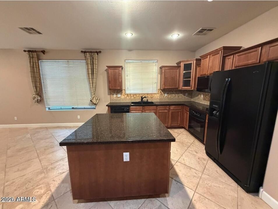 421 W Wisteria Place - Photo 14