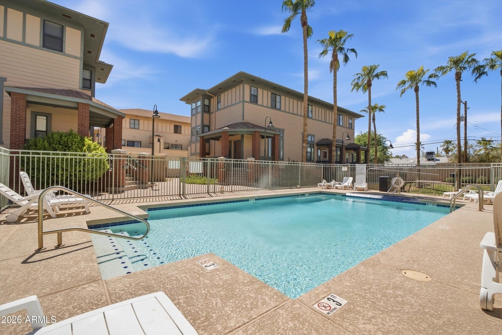 724 S Beck Avenue - Photo 29