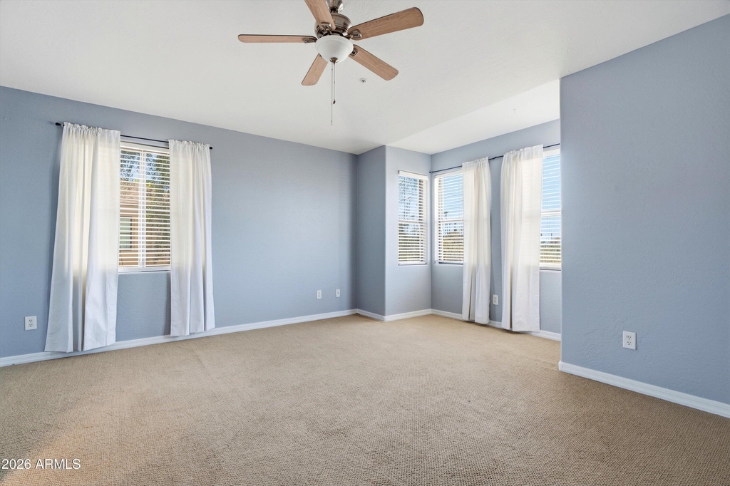 724 S Beck Avenue - Photo 15