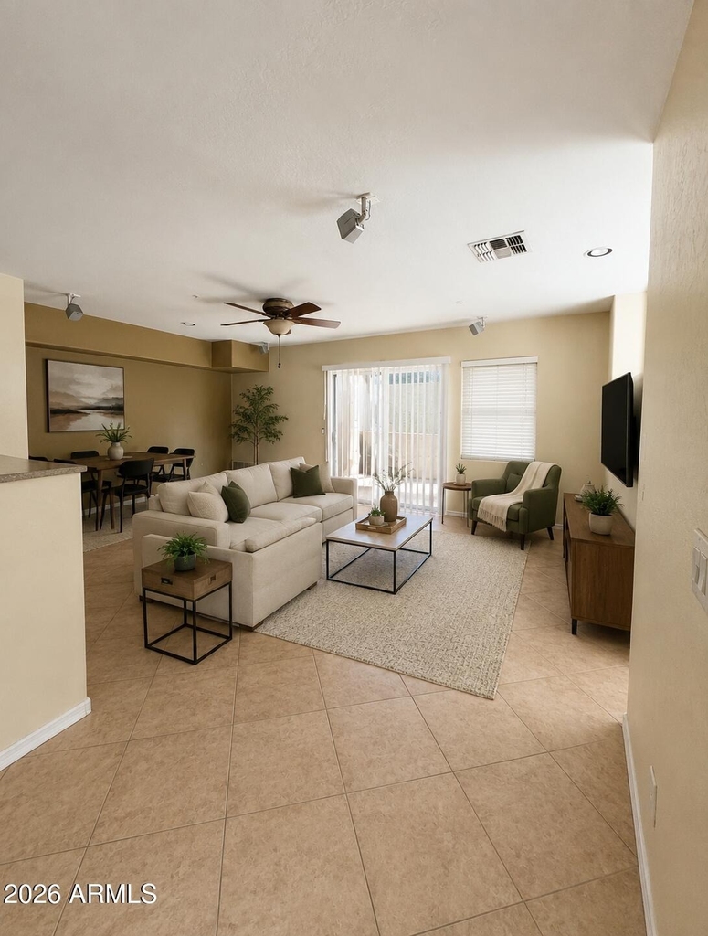 724 S Beck Avenue - Photo 5