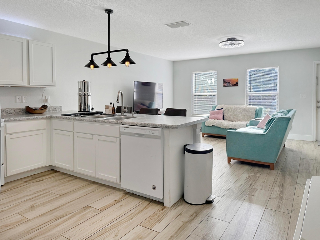 1958 Se Floresta Drive - Photo 3
