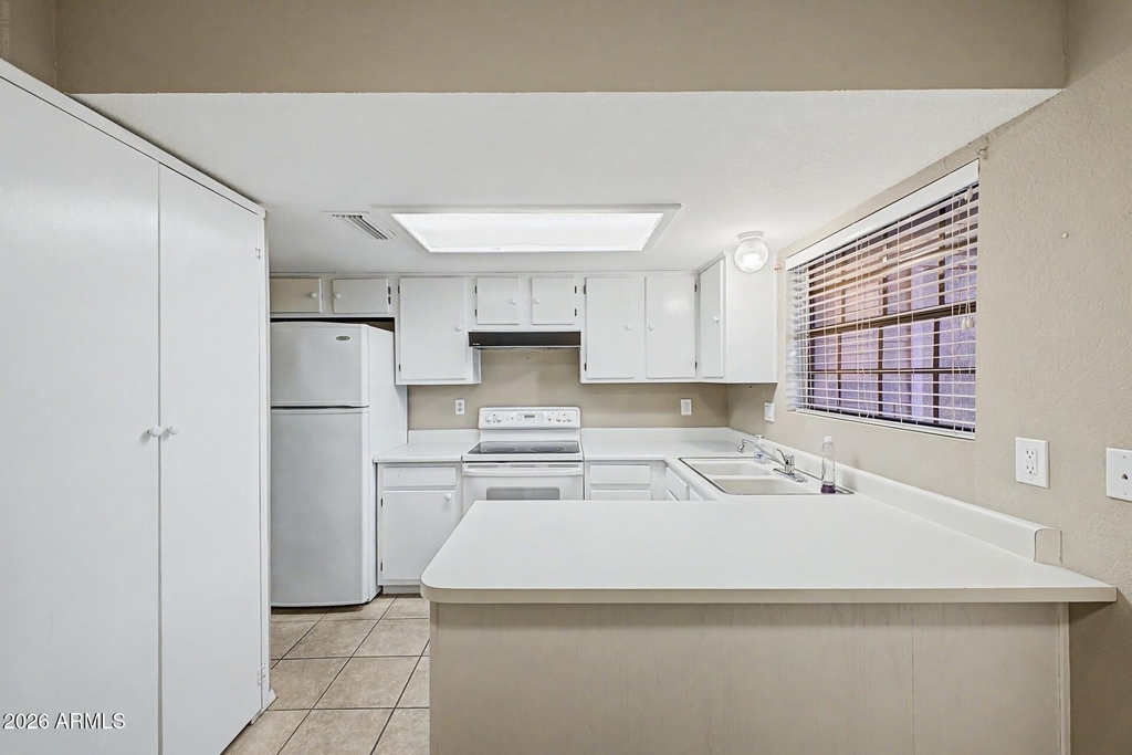 4849 E Kachina Trail - Photo 8