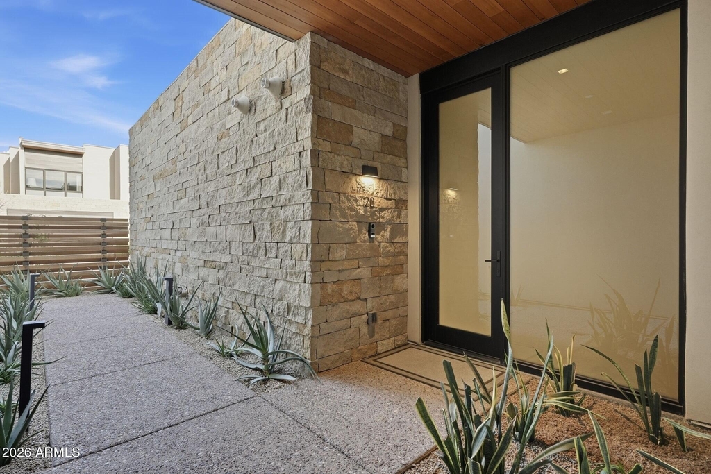 6311 E Phoenician Boulevard - Photo 2