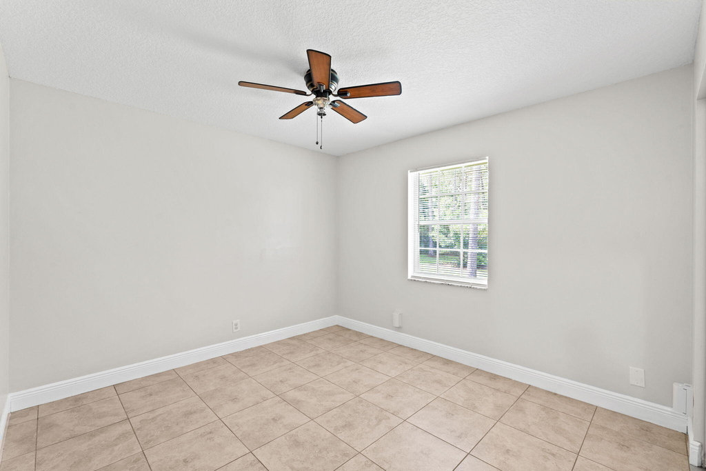 16628 Valencia Boulevard - Photo 22