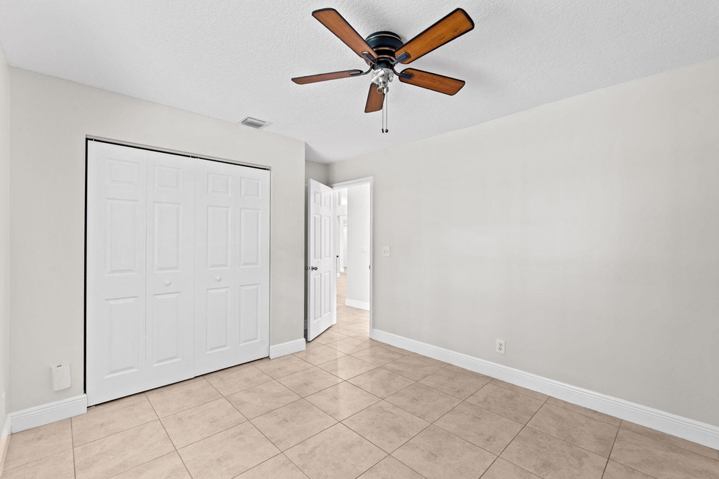 16628 Valencia Boulevard - Photo 20