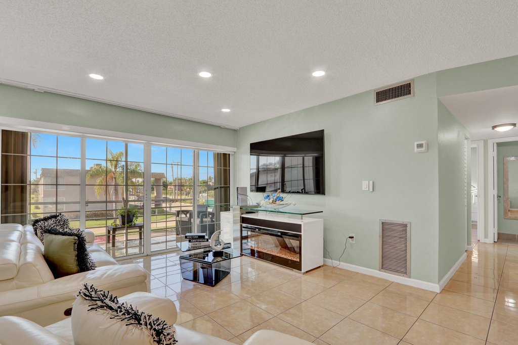 502 Davis Road - Photo 5