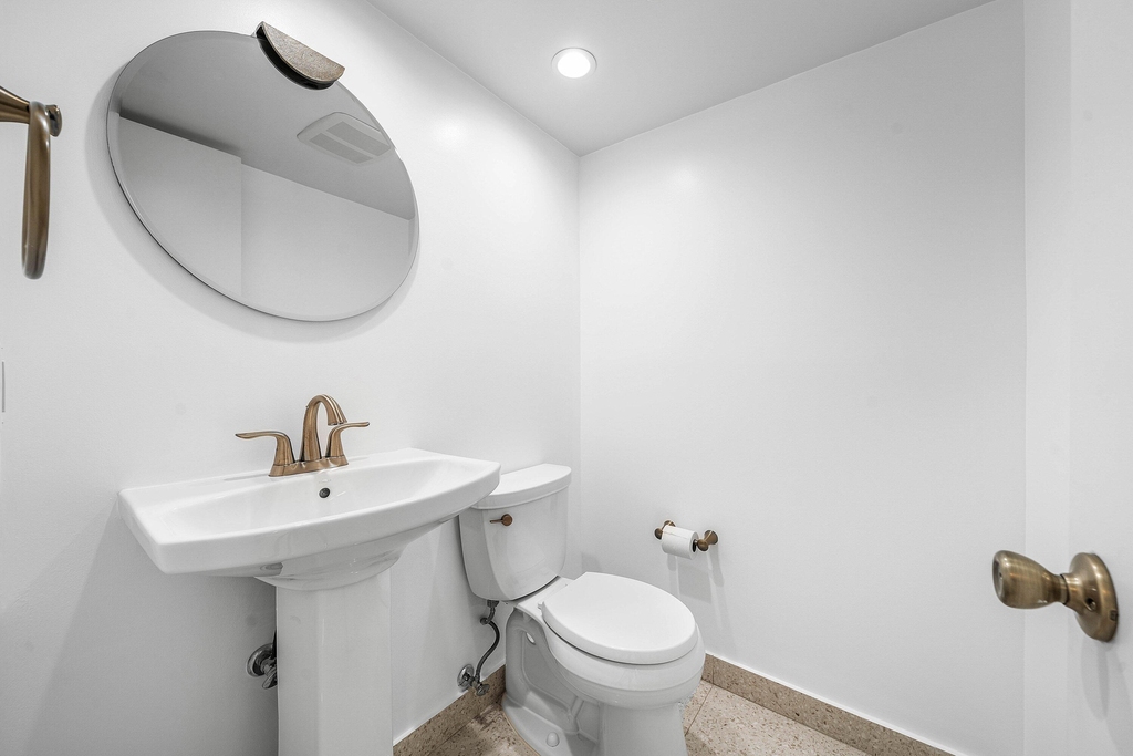 330 Se 20th Avenue - Photo 13