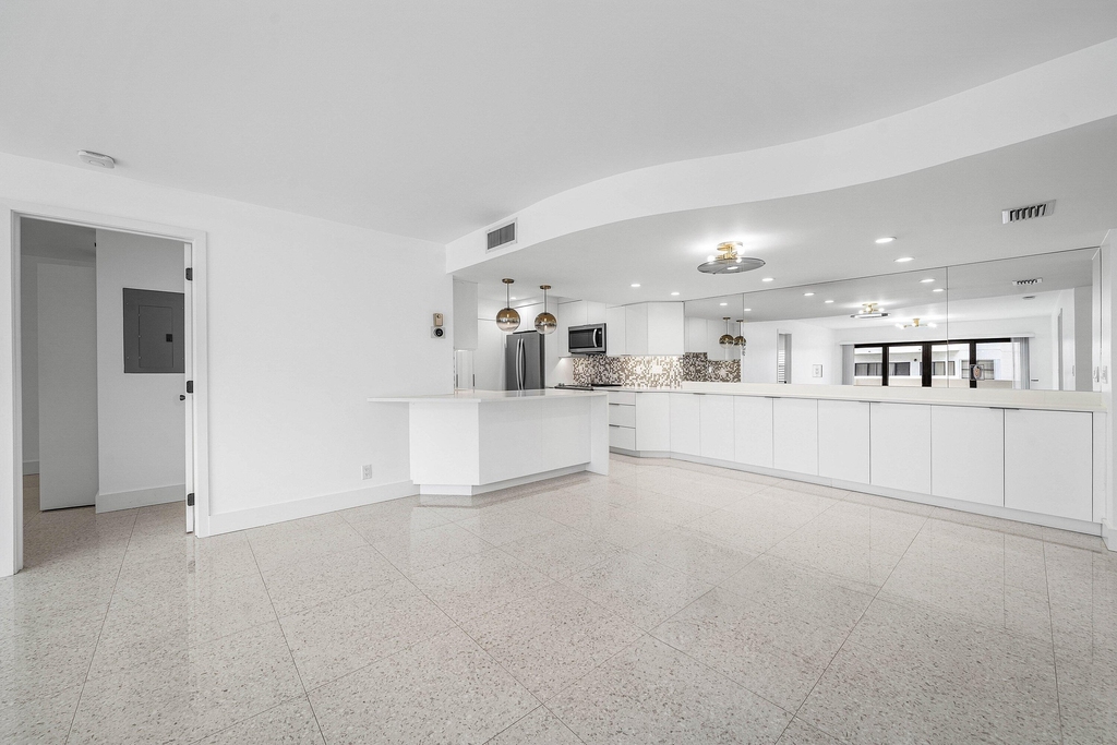 330 Se 20th Avenue - Photo 6