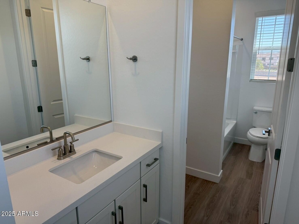 2443 W Rowel Road - Photo 10