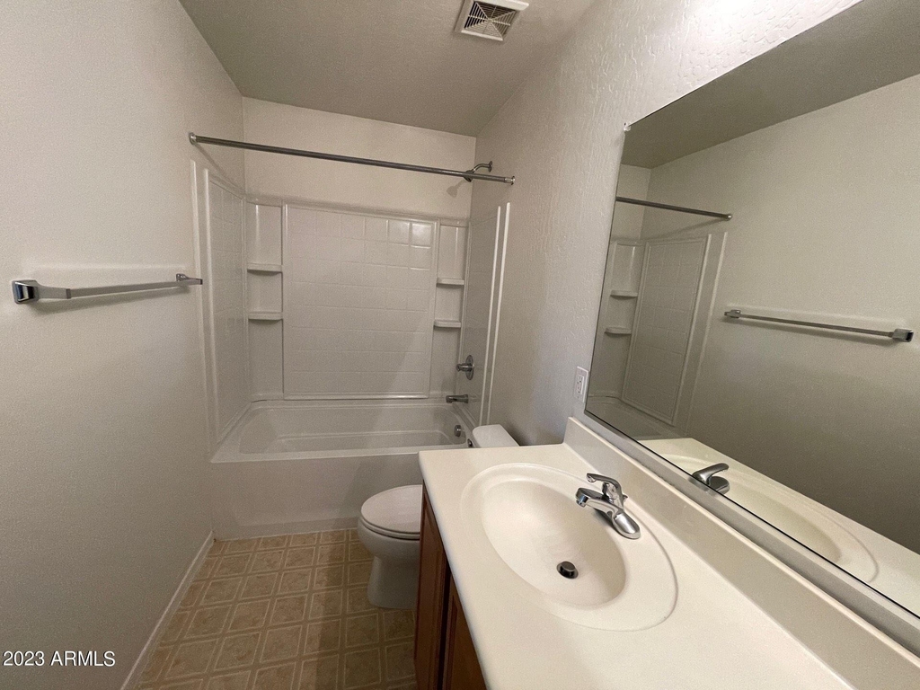 18235 N Alicia Court - Photo 17
