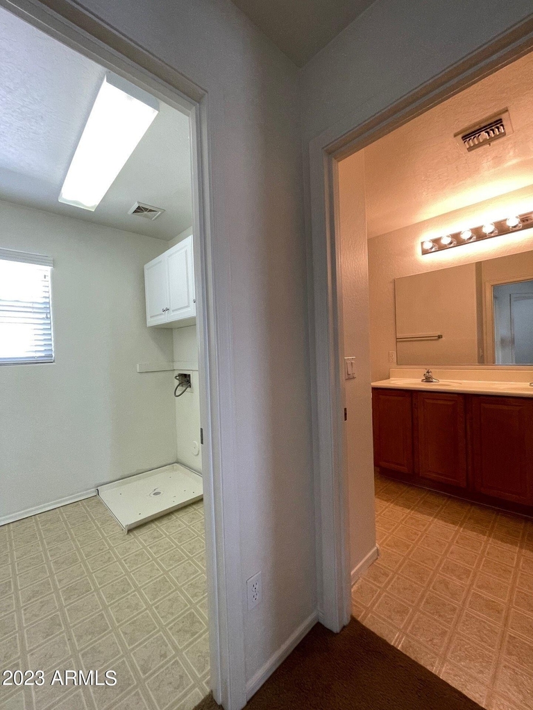 18235 N Alicia Court - Photo 19