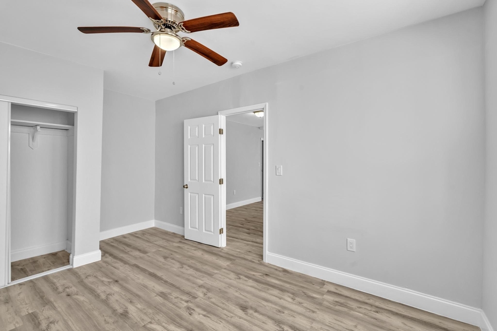 1142 Sw 4th Street - Photo 3