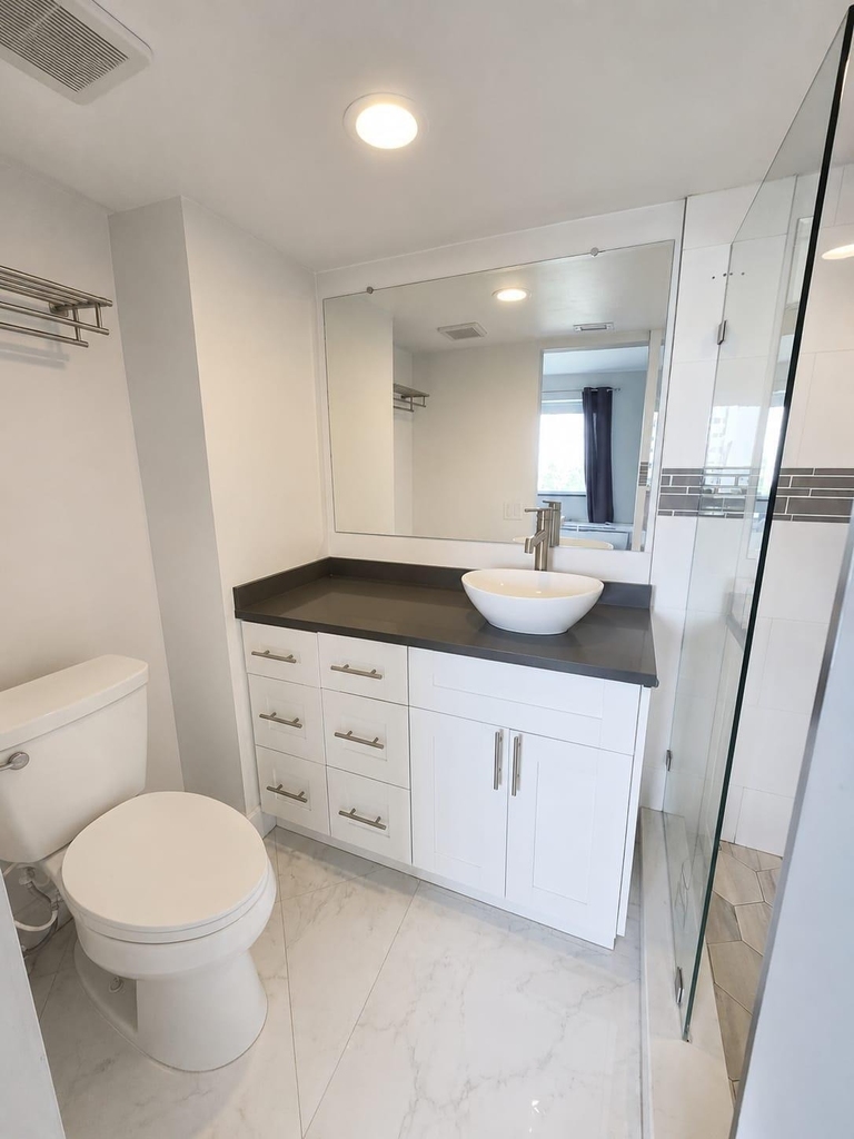 2106 S Cypress Bend Drive - Photo 4