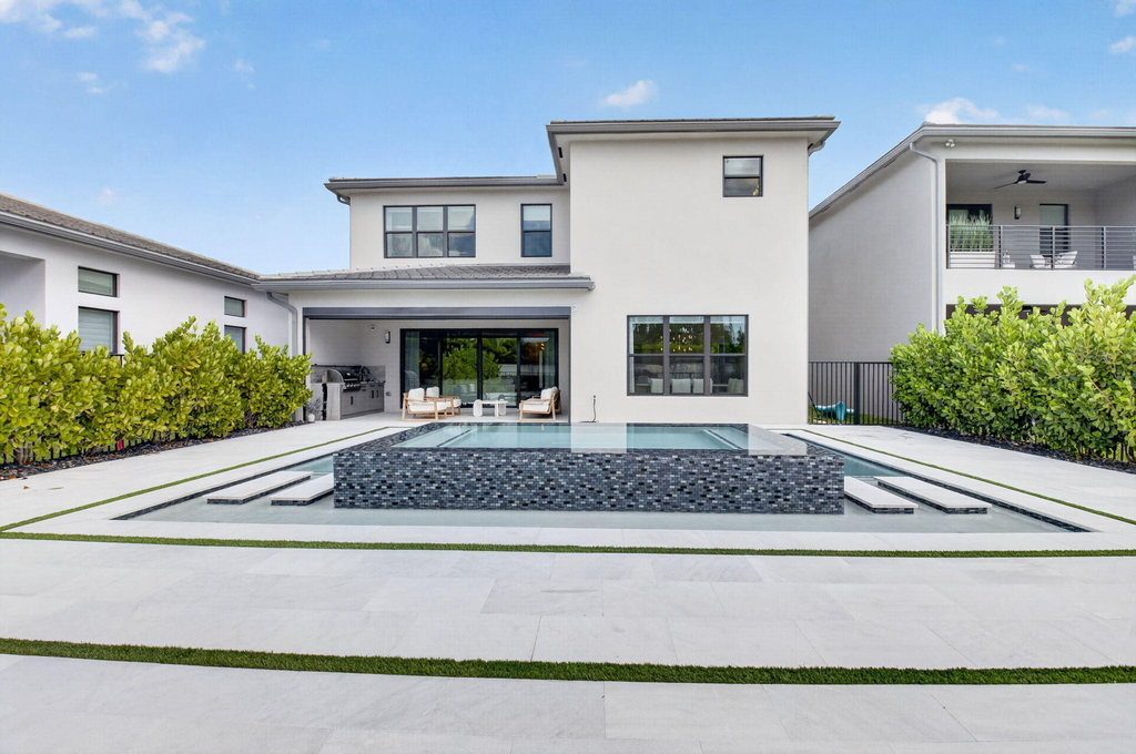 8270 Essex Country Club Drive - Photo 43
