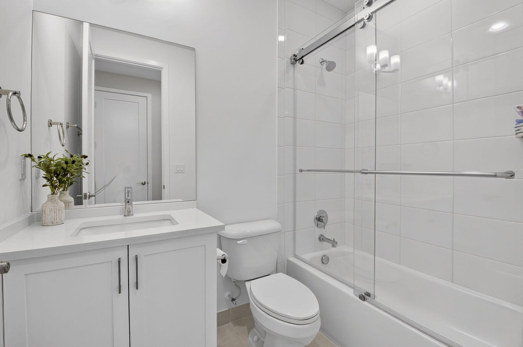 8270 Essex Country Club Drive - Photo 31