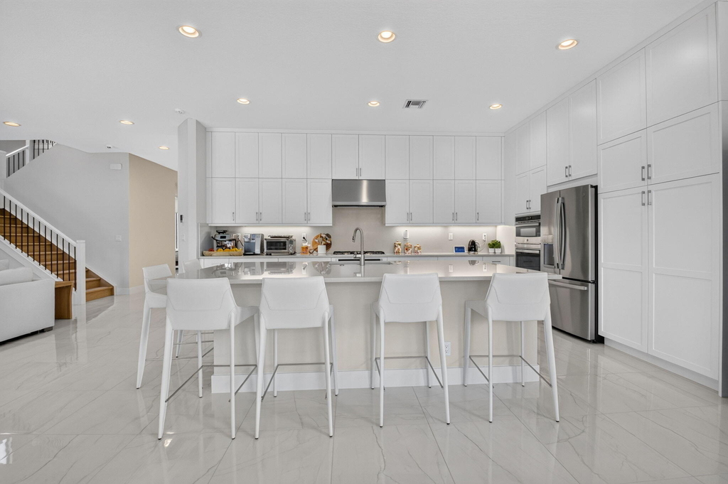 8270 Essex Country Club Drive - Photo 11