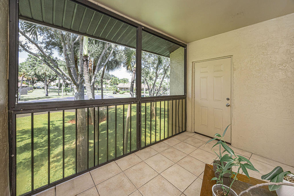 539 Shady Pine Way - Photo 2