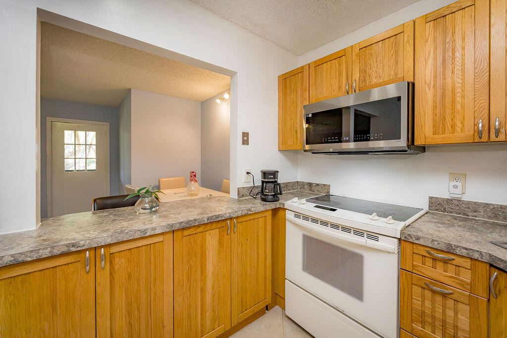 539 Shady Pine Way - Photo 6