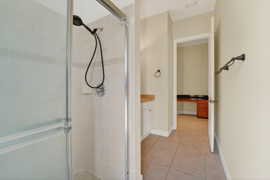 854 Sw St Tropez Court - Photo 19