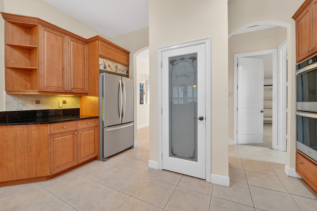 854 Sw St Tropez Court - Photo 12