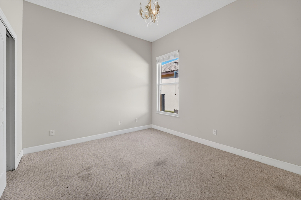 854 Sw St Tropez Court - Photo 21