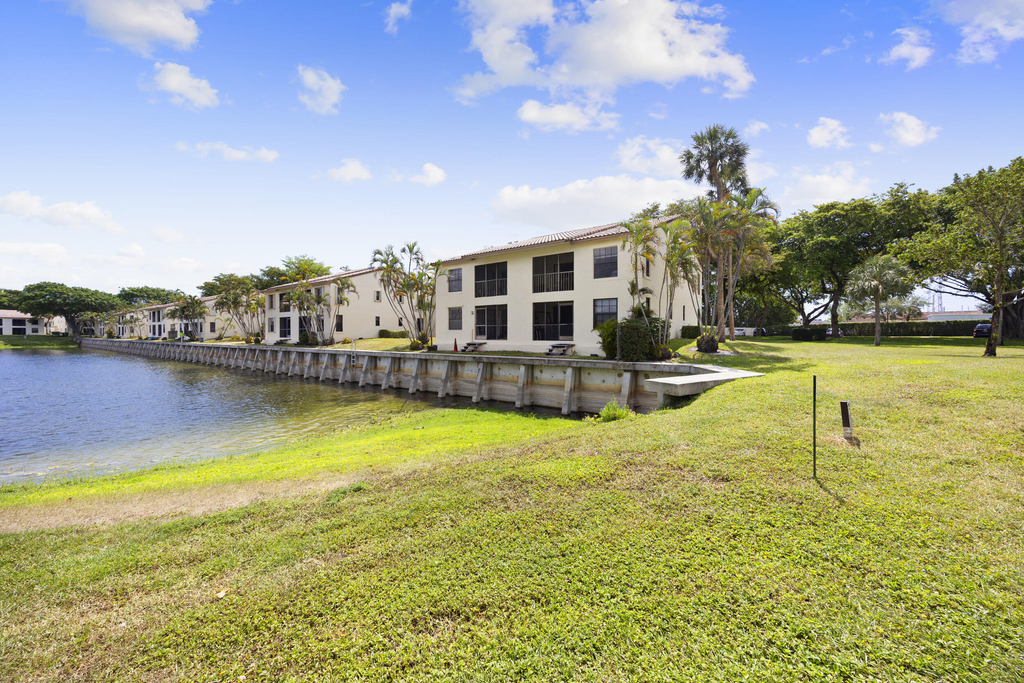 2600 Greenwood Terrace - Photo 26