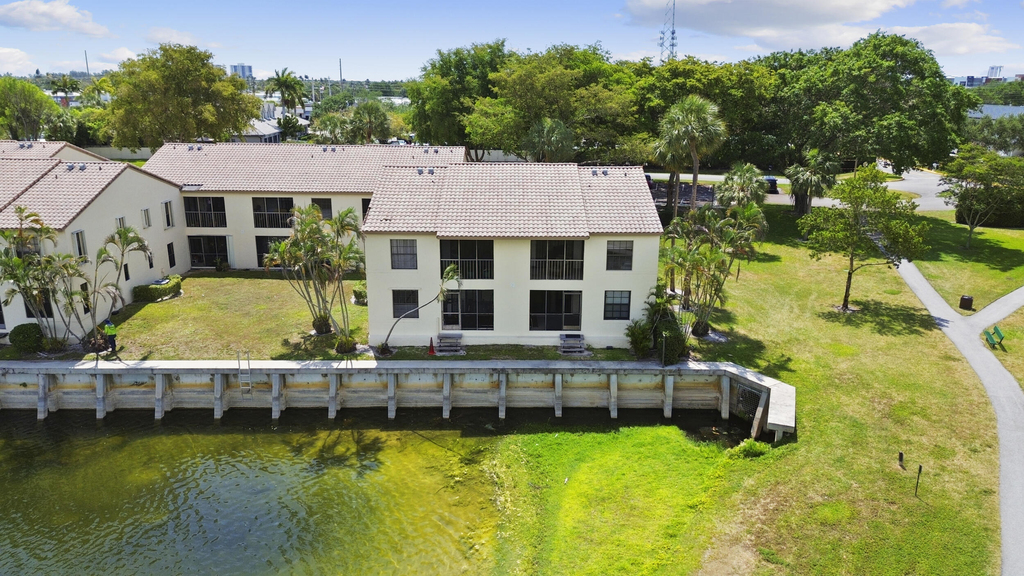 2600 Greenwood Terrace - Photo 31