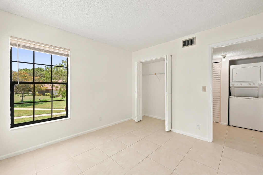 2600 Greenwood Terrace - Photo 20