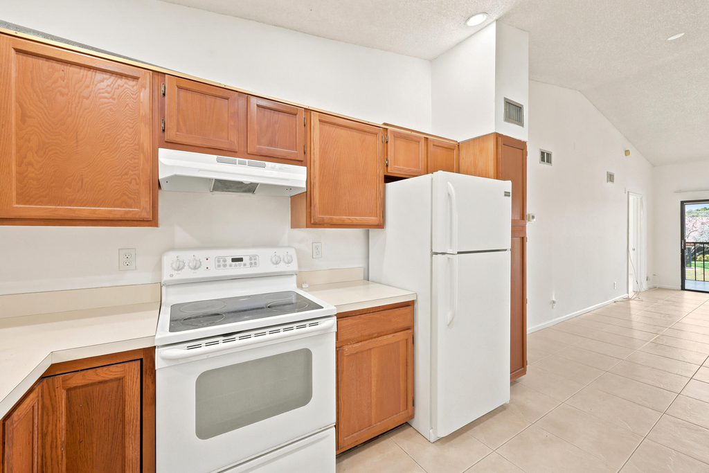 2600 Greenwood Terrace - Photo 8