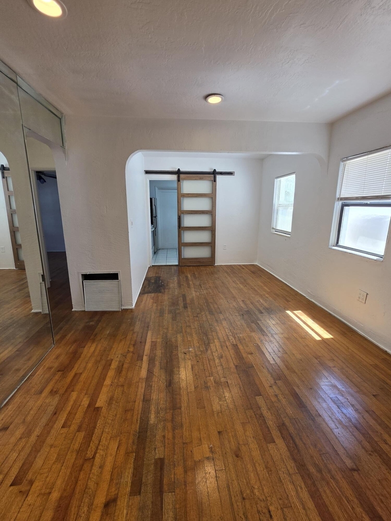 1824 Roosevelt Street - Photo 0