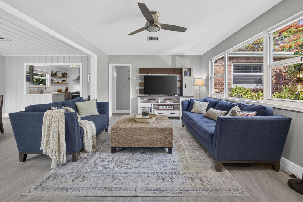 338 Hunter Street - Photo 4