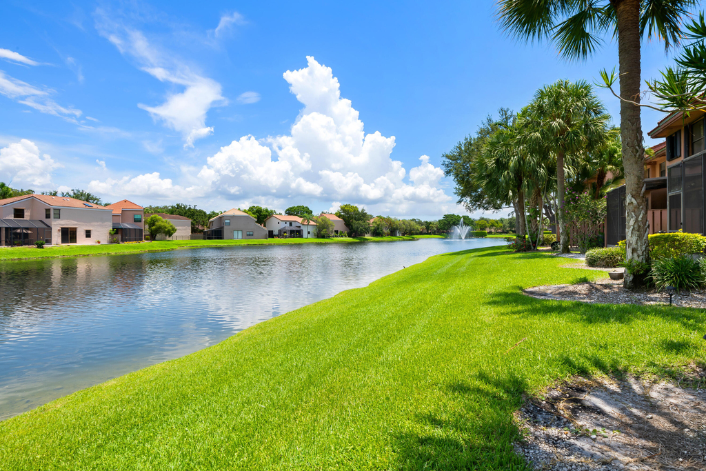 10691 Nw 14th Street - Photo 8