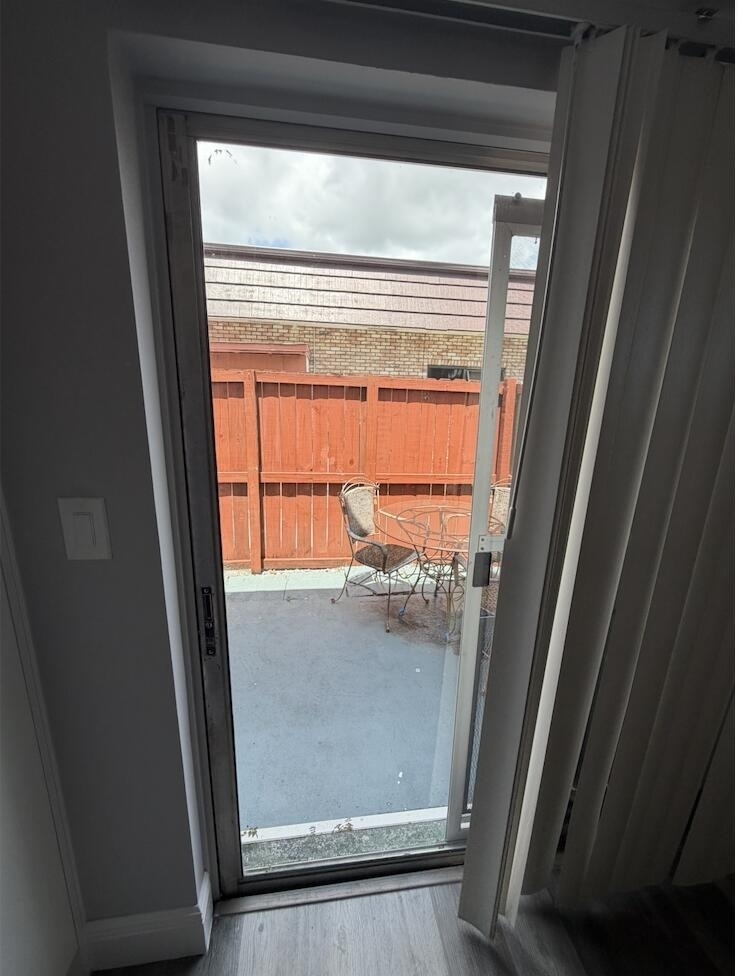320 Sw 1st Street - Photo 3