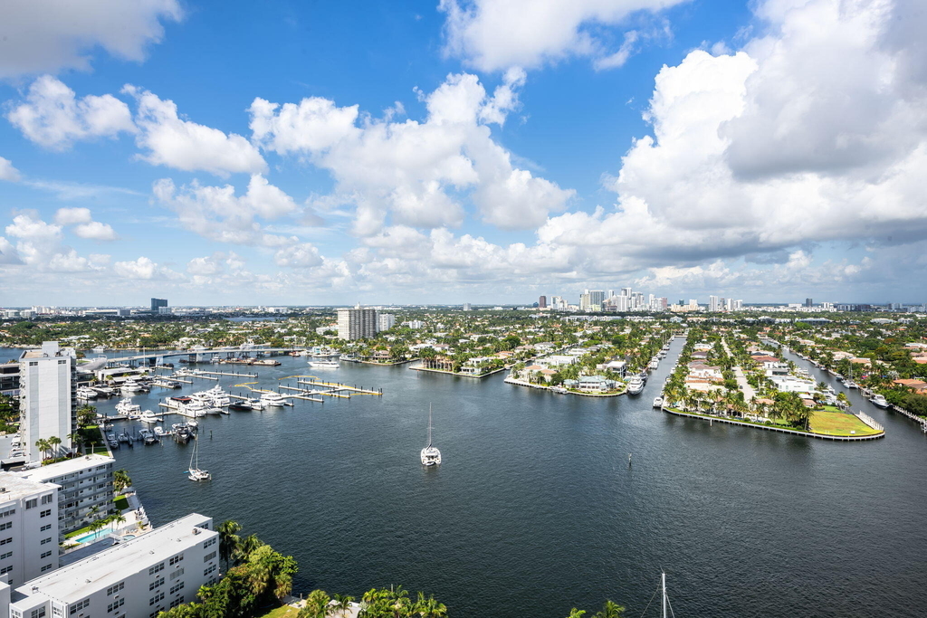 153 N Seabreeze Boulevard - Photo 39