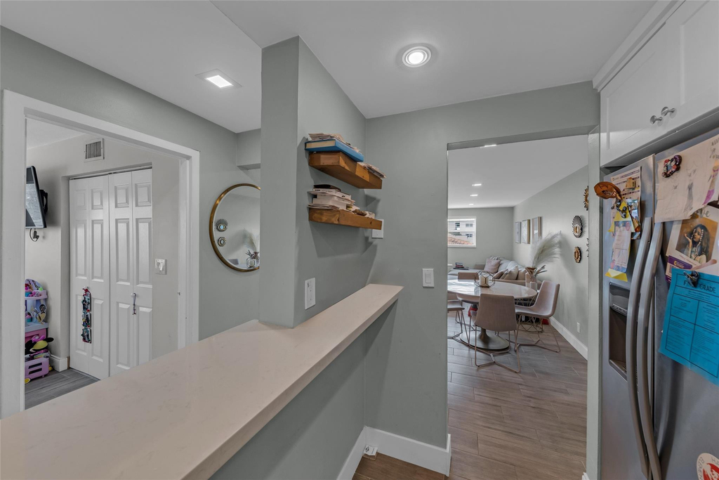 611 Ne 14th Avenue - Photo 4