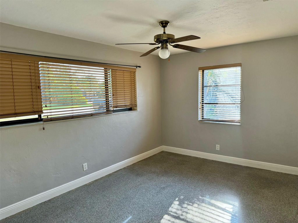 2624 Ne 8th Court - Photo 12
