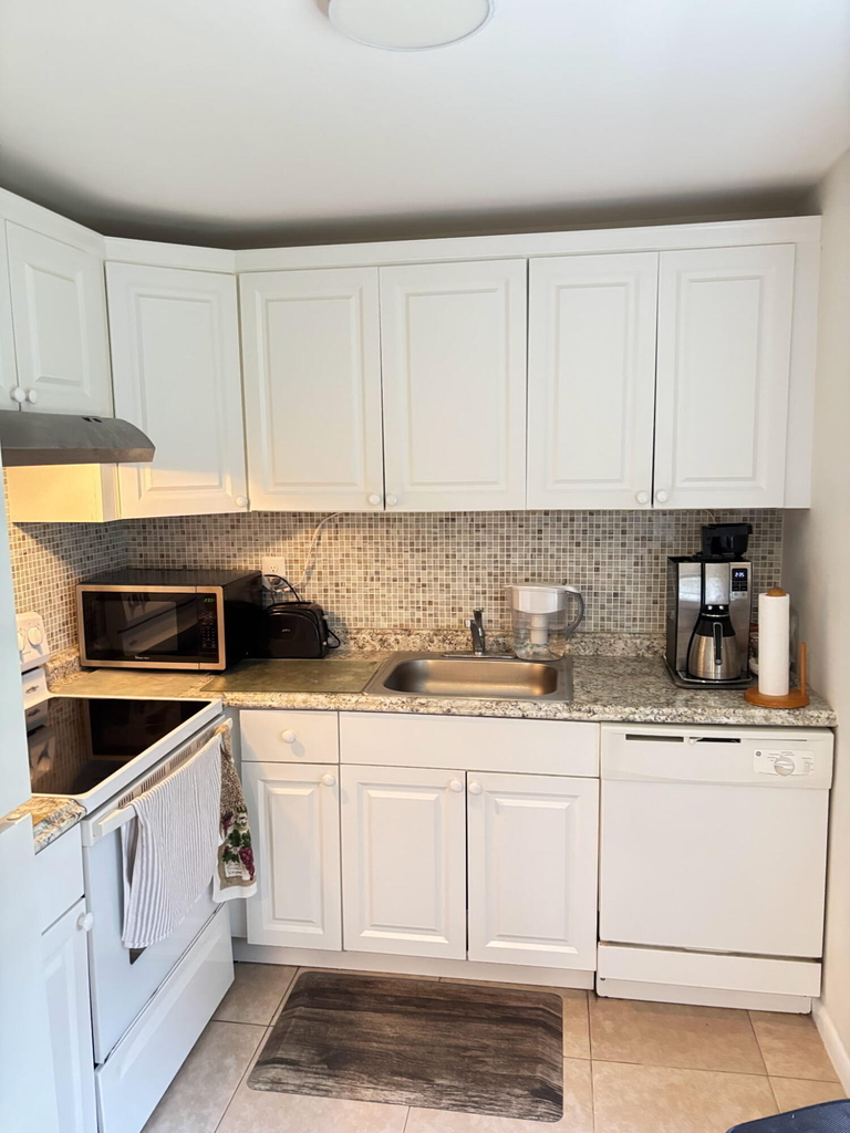 310 Piedmont G - Photo 0