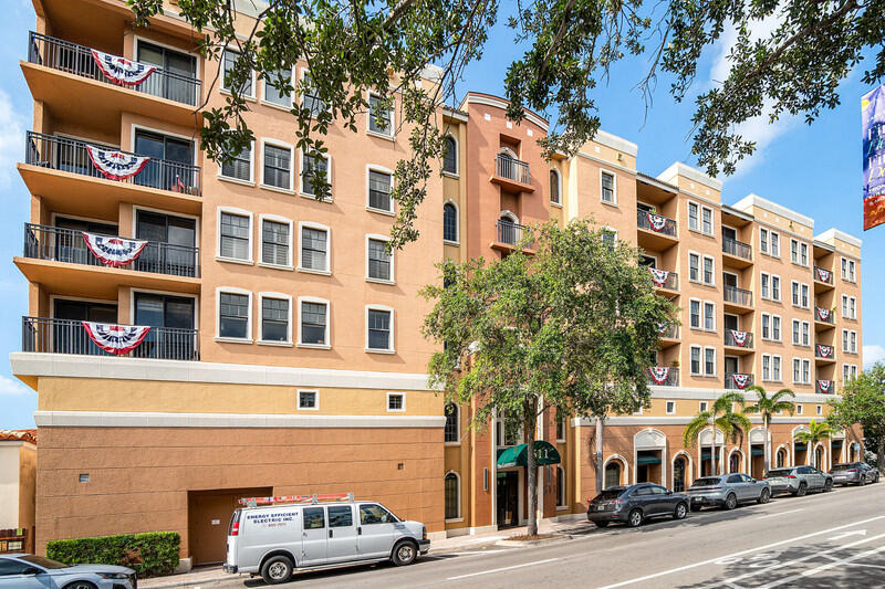 511 Lucerne Avenue - Photo 2