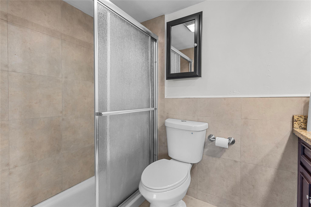 8205 Nw 61st Street - Photo 25