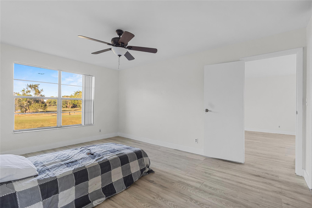 8205 Nw 61st Street - Photo 17