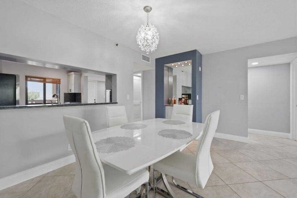 2206 S Cypress Bend Drive - Photo 5